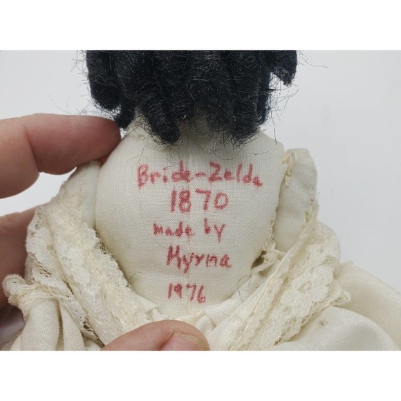 Ornate handmade 12" dolls. These dolls are signed by the artist Myrna - Picture 7 of 8
